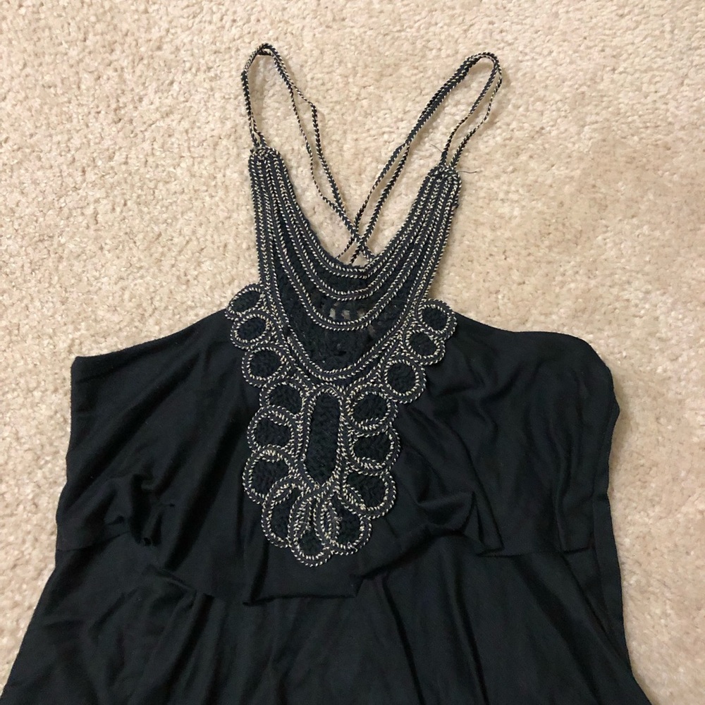 Ruffle sleeveless blouse 🖤